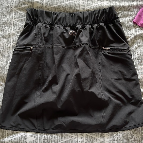 Calia Skirt - Picture 3 of 3